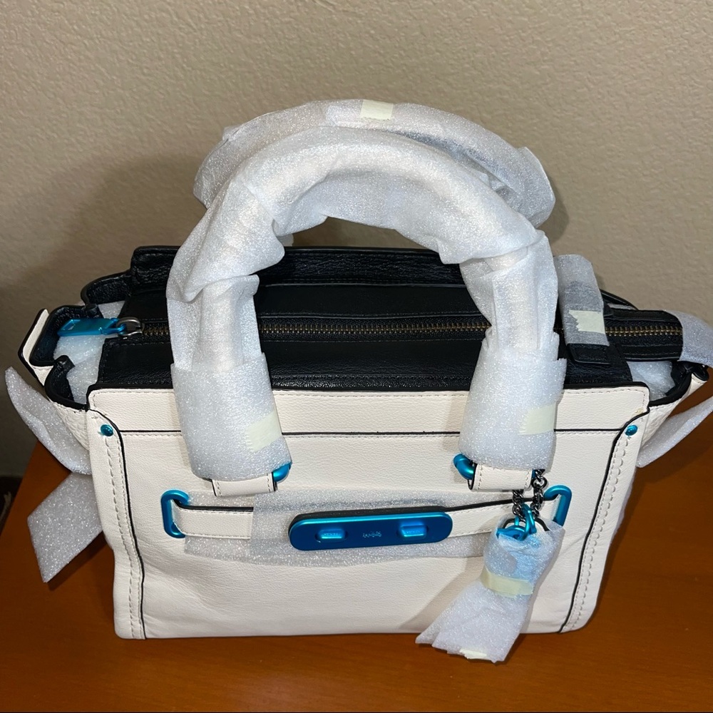 NWT Coach Swagger - Turquoise & Chalk 37908